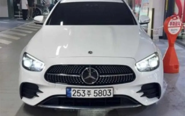 벤츠 E 클래스 2023/02 94,404km